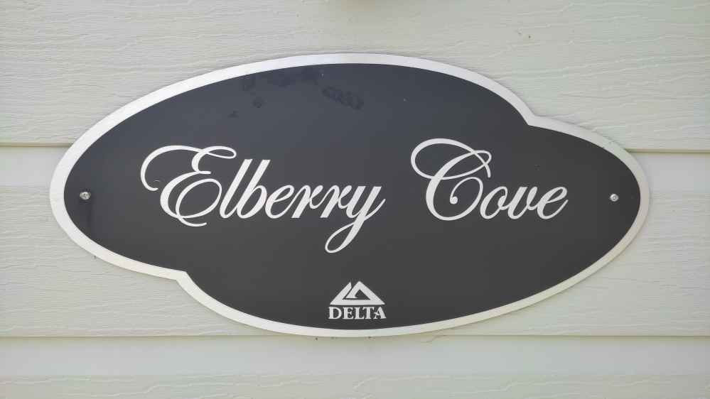 delta-elberry-cove-holiday-home-cornwall-for-sale-aug23-01