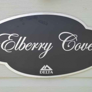 delta-elberry-cove-holiday-home-cornwall-for-sale-aug23-01